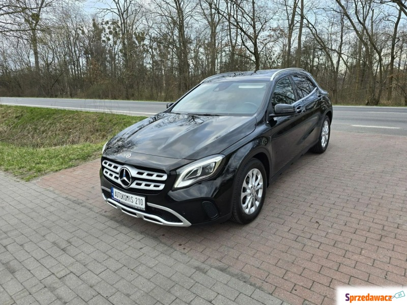 Mercedes - Benz GLA-klasa  SUV 2018,  1.6 benzyna - Na sprzedaż za 89 900 zł - Cielcza
