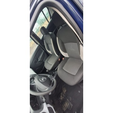 Dacia Sandero  Hatchback 2013,  1.5 diesel - Na sprzedaż za 7 999,00 zł - Pleszew - zdjęcie 9