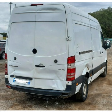 Mercedes - Benz Sprinter 2017,  2.2 diesel - Na sprzedaż za 29 999 zł - Pleszew - zdjęcie 9