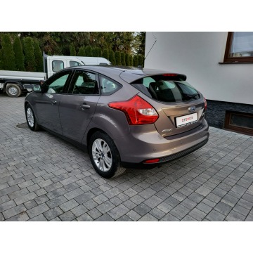 Ford Focus  Hatchback 2013,  1.6 diesel - Na sprzedaż za 25 900 zł - Jatutów - zdjęcie 8