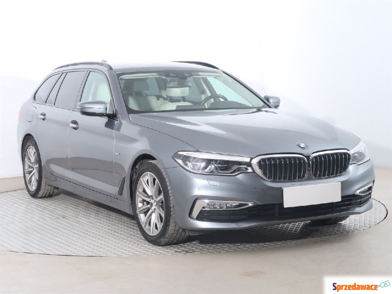 BMW Seria 5  Kombi 2017,  2.0 diesel - Na sprzedaż za 112 999 zł - Zabrze