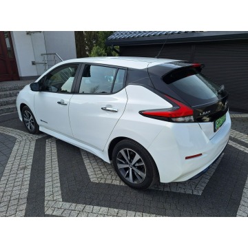 Nissan Leaf  Hatchback 2018 elektryczny, automat - Na sprzedaż za 68 500 zł - Mysłowice - zdjęcie 4