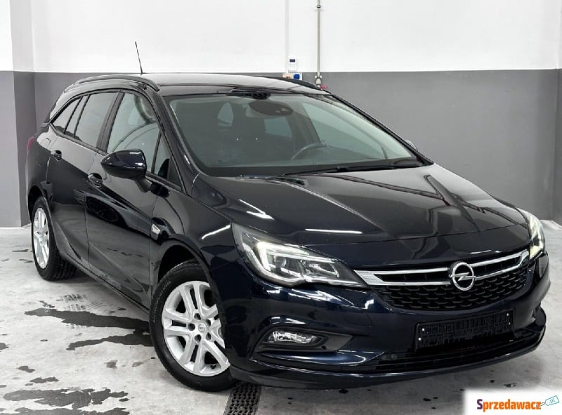 Opel Astra  Kombi 2019,  1.6 diesel - Na sprzedaż za 34 500 zł - Nisko