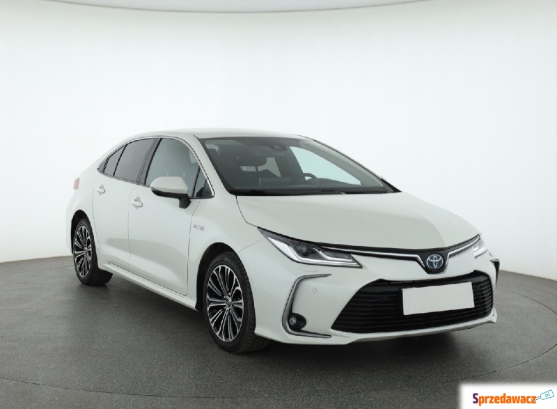 Toyota Corolla  Liftback 2019,  1.8 benzyna - Na sprzedaż za 74 795 zł - Piaseczno