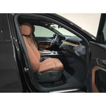 Audi Q8  SUV 2024 elektryczny, automat - Na sprzedaż za 268 140 zł - Katowice - zdjęcie 10