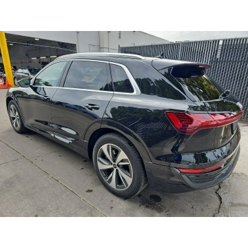 Audi Q8  SUV 2024 elektryczny, automat - Na sprzedaż za 258 300 zł - Katowice - zdjęcie 6