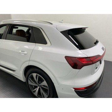 Audi Q8  SUV 2024 elektryczny, automat - Na sprzedaż za 337 020 zł - Katowice - zdjęcie 3