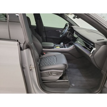 Audi RS Q8  SUV 2024,  4.0 benzyna, automat - Na sprzedaż za 487 080 zł - Katowice - zdjęcie 9