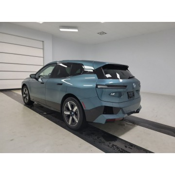 BMW iX  SUV 2024 elektryczny, automat - Na sprzedaż za 314 880 zł - Katowice - zdjęcie 4