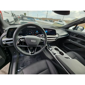 Cadillac   SUV 2024 elektryczny, automat - Na sprzedaż za 1 894 200 zł - Katowice - zdjęcie 5