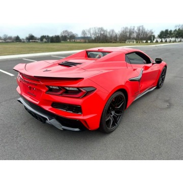 Chevrolet Corvette  Coupe/Sportowy 2024,  5.5 benzyna, automat - Na sprzedaż za 776 130 zł - Katowice - zdjęcie 8