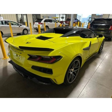 Chevrolet Corvette  Coupe/Sportowy 2024,  5.5 benzyna, automat - Na sprzedaż za 774 900 zł - Katowice - zdjęcie 8