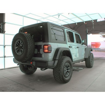 Jeep Wrangler  SUV 2024,  3.6 benzyna, automat - Na sprzedaż za 190 650 zł - Katowice - zdjęcie 5