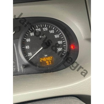 Opel Vivaro 2002,  1.9 diesel - Na sprzedaż za 19 000 zł - Skoczów - zdjęcie 6