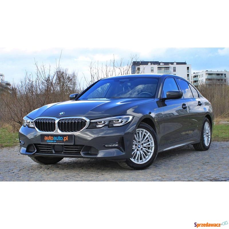 BMW Seria 3  Sedan/Limuzyna 2019,  2.0 benzyna - Na sprzedaż za 134 900 zł - Warszawa