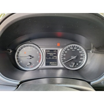 Suzuki Vitara  SUV 2016,  1.6 benzyna - Na sprzedaż za 59 500 zł - Mysłowice - zdjęcie 5