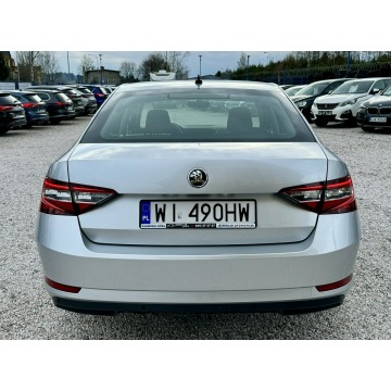 Skoda Superb  Sedan/Limuzyna 2018,  2.0 diesel - Na sprzedaż za 64 900 zł - Kamienna Góra - zdjęcie 8