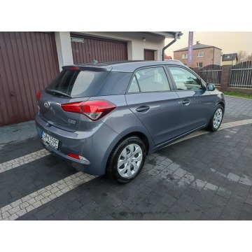 Hyundai i20  Hatchback 2015,  1.2 benzyna - Na sprzedaż za 36 500 zł - Mysłowice - zdjęcie 5