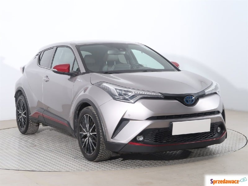 Toyota C-HR  SUV 2018,  1.8 benzyna - Na sprzedaż za 94 999 zł - Bydgoszcz