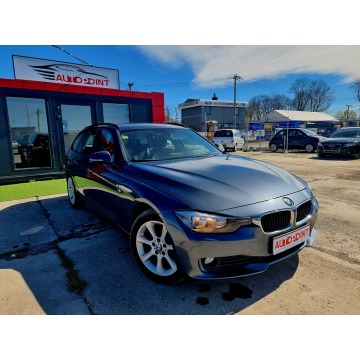 BMW Seria 3 2013,  2.0 diesel - Na sprzedaż za 34 900 zł - Kraków - zdjęcie 3