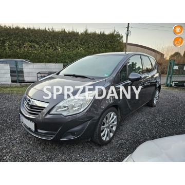Opel Meriva - Klimatyzacja / Podgrzewane fotele i kierownica / Tempomat