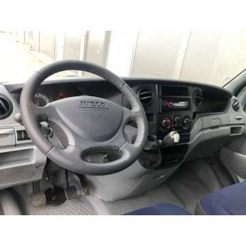 Iveco Daily 2007,  2.3 diesel - Na sprzedaż za 61 900 zł - Pleszew - zdjęcie 9