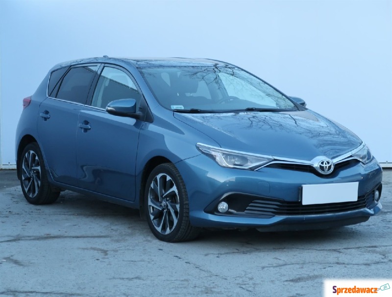 Toyota Auris  Hatchback 2016,  1.6 benzyna - Na sprzedaż za 57 999 zł - Katowice