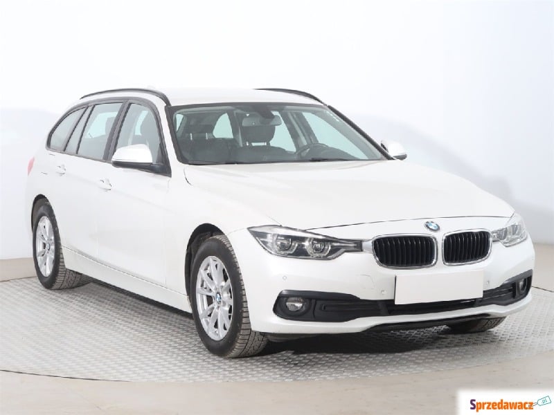 BMW Seria 3  Kombi 2018,  2.0 diesel - Na sprzedaż za 60 974 zł - Tczew