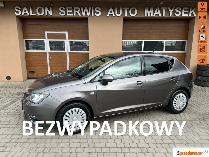 Seat Ibiza  Hatchback 2014,  1.4 benzyna - Na sprzedaż za 34 900 zł - Orzech