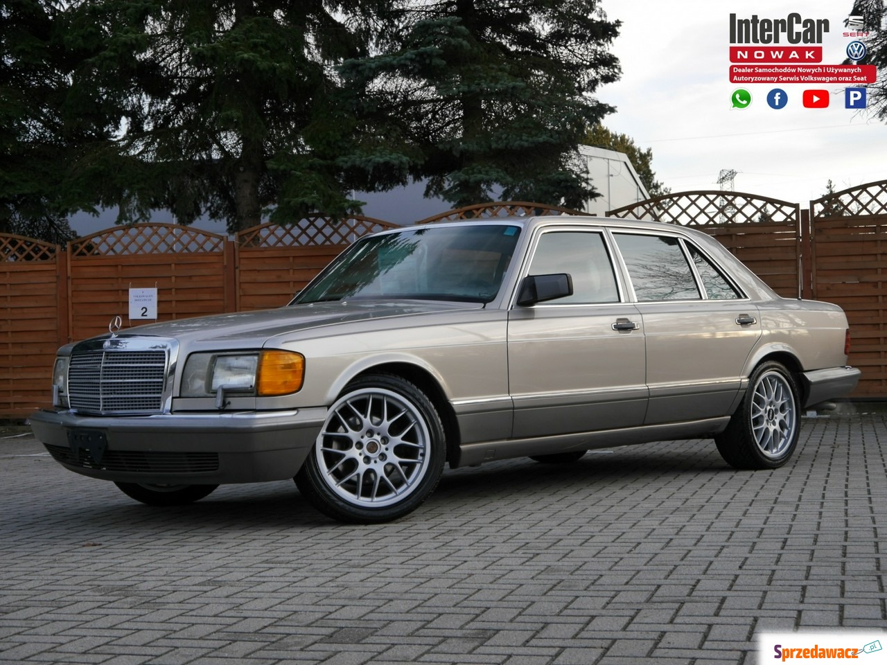Mercedes - Benz 1986