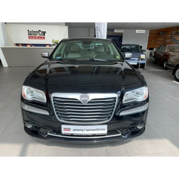 Lancia Thema  Sedan/Limuzyna 2013,  3.6 benzyna, automat - Na sprzedaż za 72 900 zł - Kraków - zdjęcie 2