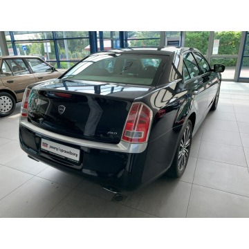 Lancia Thema  Sedan/Limuzyna 2013,  3.6 benzyna, automat - Na sprzedaż za 72 900 zł - Kraków - zdjęcie 6