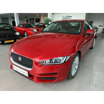 Jaguar XE - 2.0D 180KM AUTO Prestige Faktura VAT23%