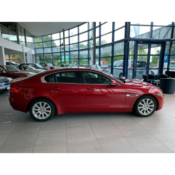 Jaguar XE  Sedan/Limuzyna 2016,  2.0 diesel, automat - Na sprzedaż za 75 899 zł - Kraków - zdjęcie 5