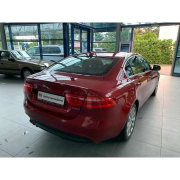 Jaguar XE  Sedan/Limuzyna 2016,  2.0 diesel, automat - Na sprzedaż za 75 899 zł - Kraków - zdjęcie 7