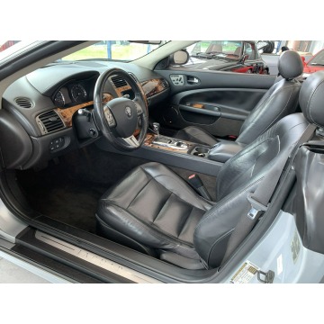 Jaguar XK  Kabriolet 2008,  4.2 benzyna, automat - Na sprzedaż za 85 900 zł - Kraków - zdjęcie 10
