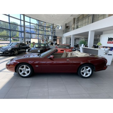 Jaguar XK  Kabriolet 1998,  4.0 benzyna, automat - Na sprzedaż za 74 900 zł - Kraków - zdjęcie 6