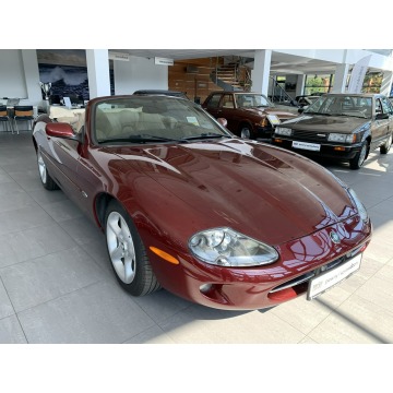 Jaguar XK  Kabriolet 1998,  4.0 benzyna, automat - Na sprzedaż za 74 900 zł - Kraków - zdjęcie 4
