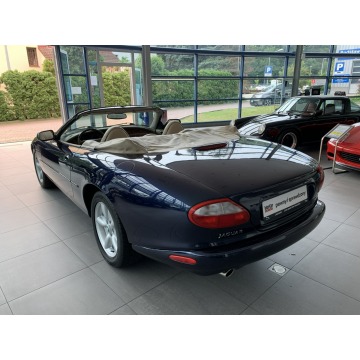 Jaguar XK  Kabriolet 1999,  4.0 benzyna, automat - Na sprzedaż za 96 900 zł - Kraków - zdjęcie 8