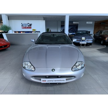Jaguar XK  Kabriolet 2001,  4.0 benzyna, automat - Na sprzedaż za 160 000 zł - Kraków - zdjęcie 10