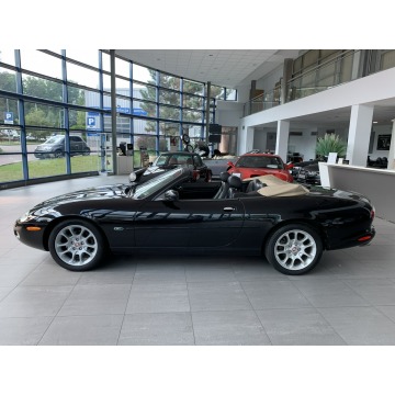 Jaguar XK  Kabriolet 2002,  4.2 benzyna, automat - Na sprzedaż za 98 900 zł - Kraków - zdjęcie 5