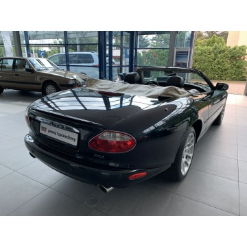 Jaguar XK  Kabriolet 2002,  4.2 benzyna, automat - Na sprzedaż za 98 900 zł - Kraków - zdjęcie 6