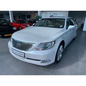 Lexus LS  Sedan/Limuzyna 2010,  4.6 benzyna, automat - Na sprzedaż za 109 800 zł - Kraków - zdjęcie 2