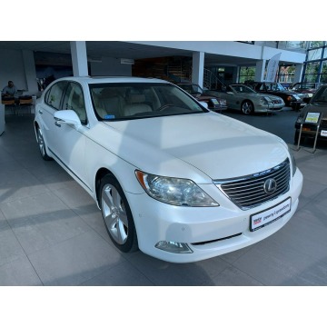 Lexus LS  Sedan/Limuzyna 2010,  4.6 benzyna, automat - Na sprzedaż za 109 800 zł - Kraków - zdjęcie 4