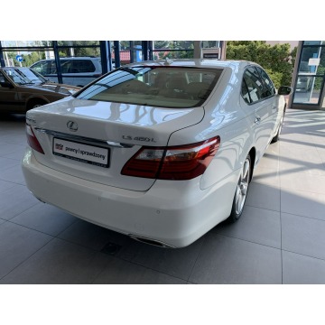 Lexus LS  Sedan/Limuzyna 2010,  4.6 benzyna, automat - Na sprzedaż za 108 900 zł - Kraków - zdjęcie 6