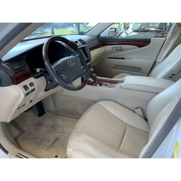 Lexus LS  Sedan/Limuzyna 2010,  4.6 benzyna, automat - Na sprzedaż za 108 900 zł - Kraków - zdjęcie 10