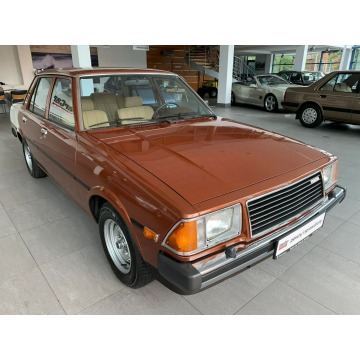 Mazda 626  Sedan/Limuzyna 1983,  1.6 benzyna - Na sprzedaż za 84 899 zł - Kraków - zdjęcie 3