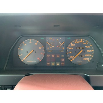 Mazda 626  Liftback 1986,  2.0 benzyna, automat - Na sprzedaż za 84 900 zł - Kraków - zdjęcie 10