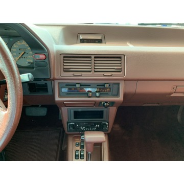 Mazda 626  Sedan/Limuzyna 1986,  2.0 benzyna, automat - Na sprzedaż za 84 900 zł - Kraków - zdjęcie 12