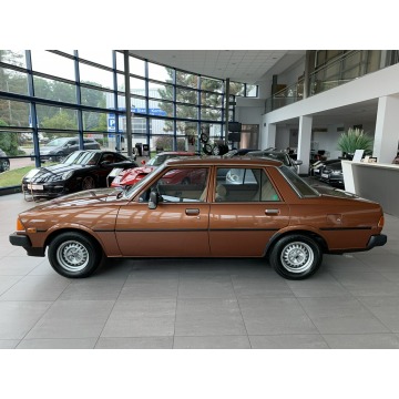 Mazda 626  Sedan/Limuzyna 1983,  1.6 benzyna - Na sprzedaż za 84 899 zł - Kraków - zdjęcie 5